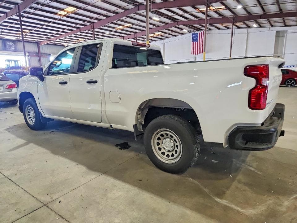 2025 CHEVROLET SILVERADO C1500 2