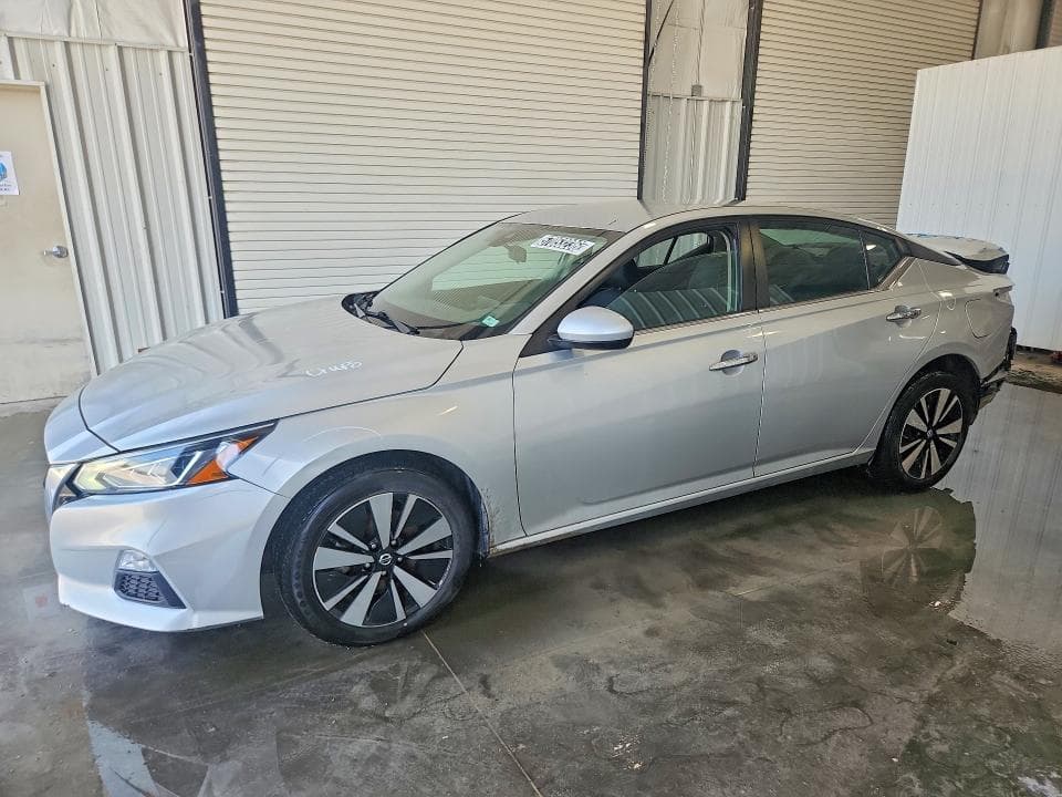 2022 NISSAN ALTIMA