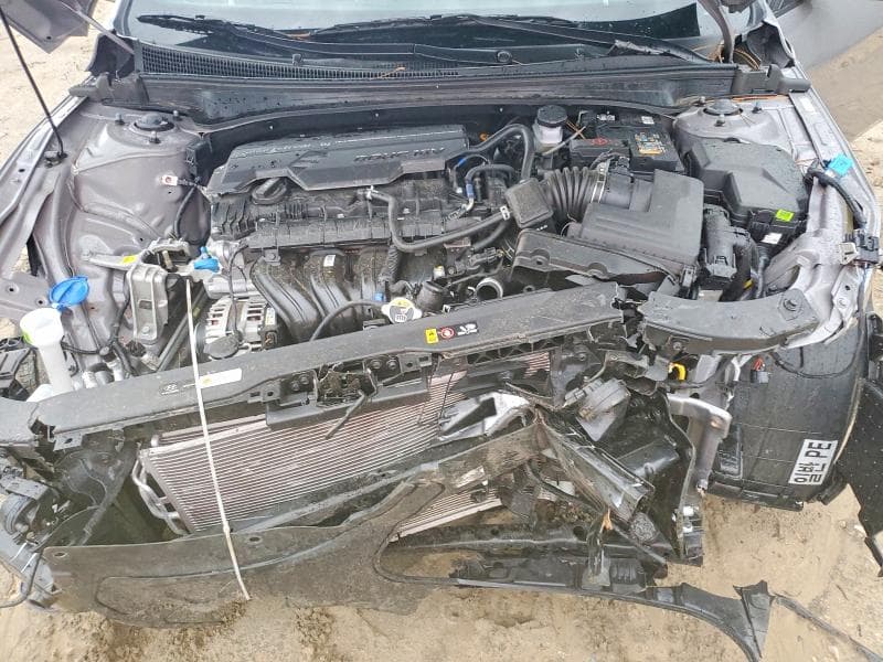 2025 HYUNDAI ELANTRA SEL SPORT 11