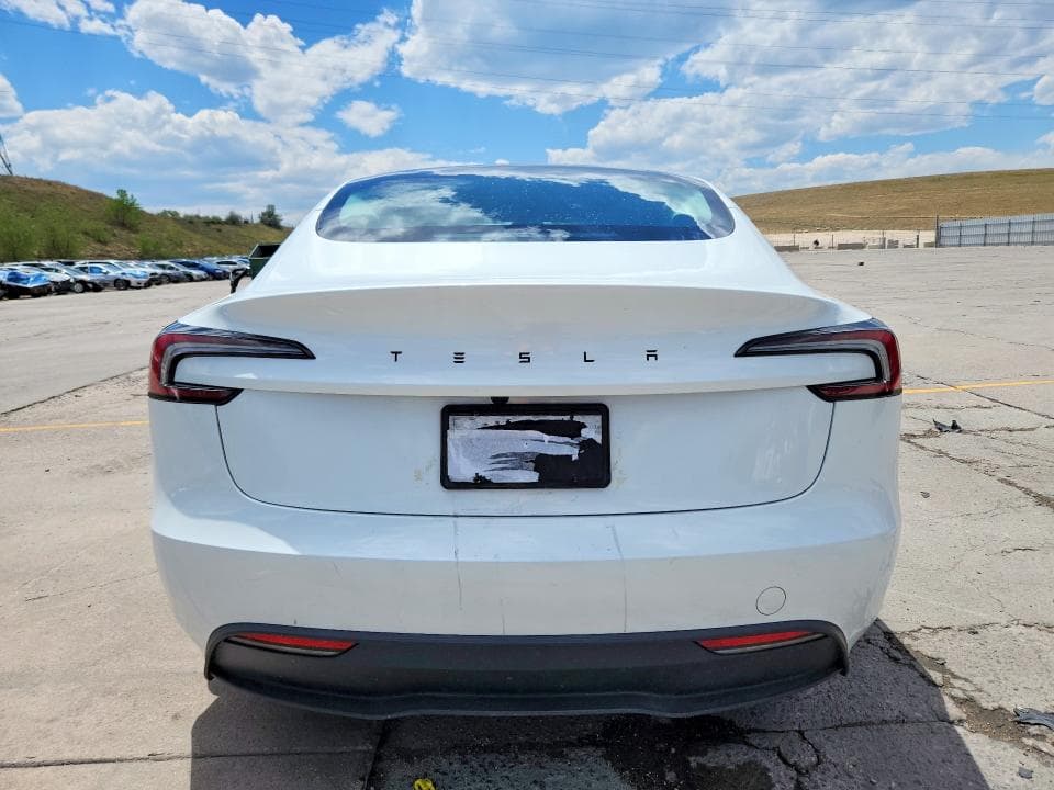 2025 TESLA MODEL 3 6