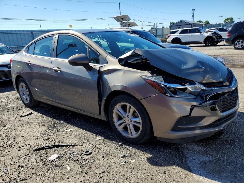 2017 CHEVROLET CRUZE LT 4