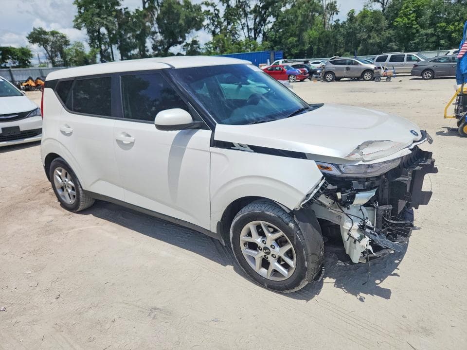 2021 KIA SOUL S 4