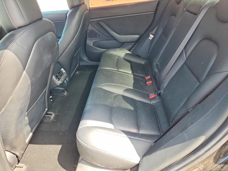 2018 TESLA MODEL 3 10