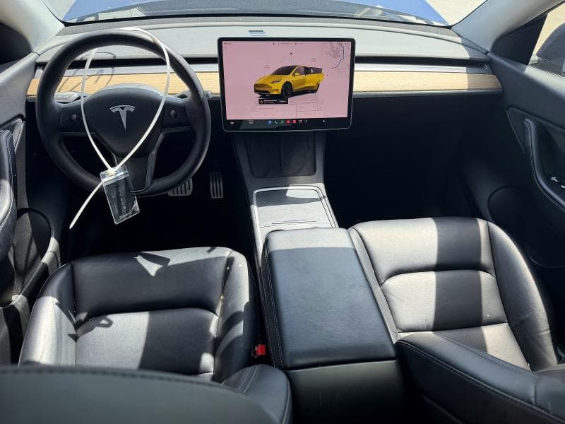 2022 TESLA MODEL Y 8