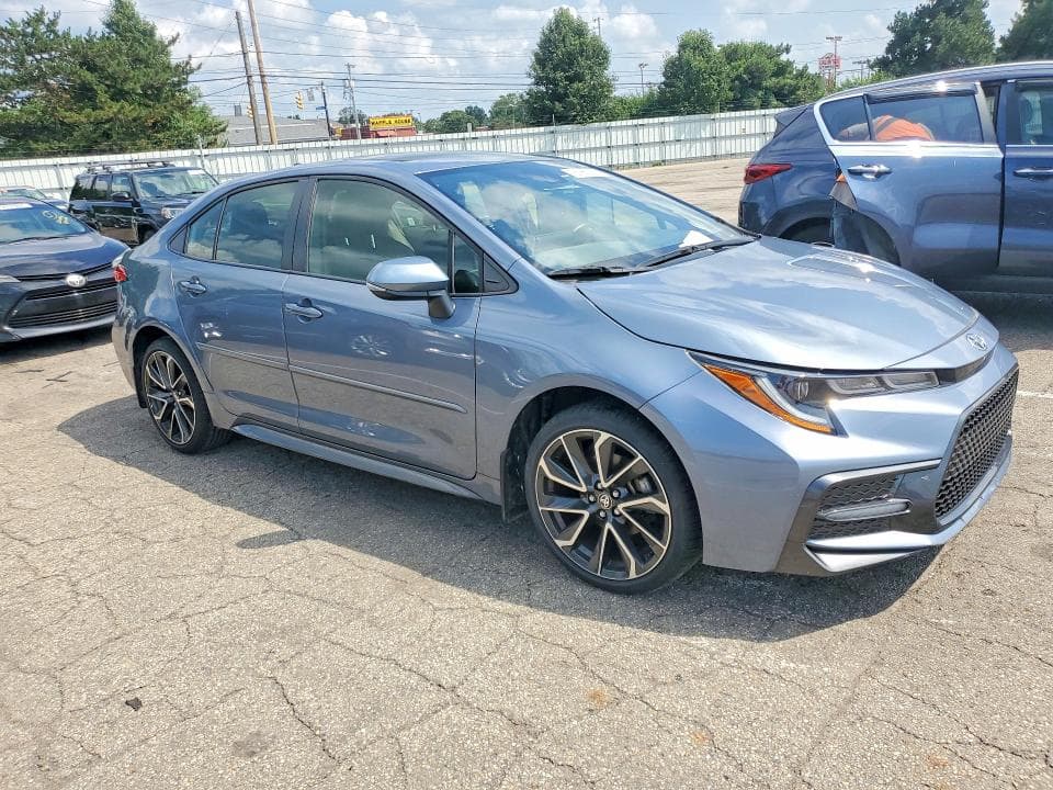 2022 TOYOTA COROLLA SE 4