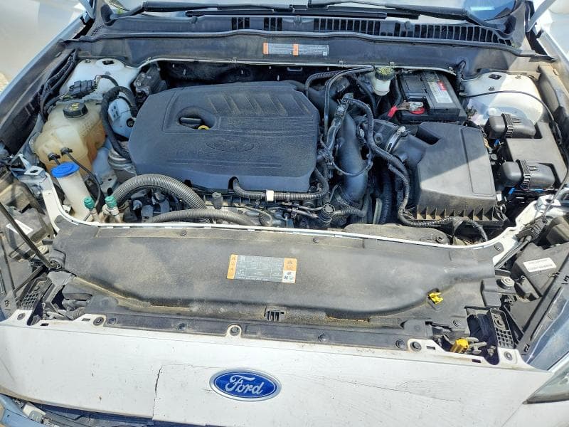 2017 FORD FUSION SE 11
