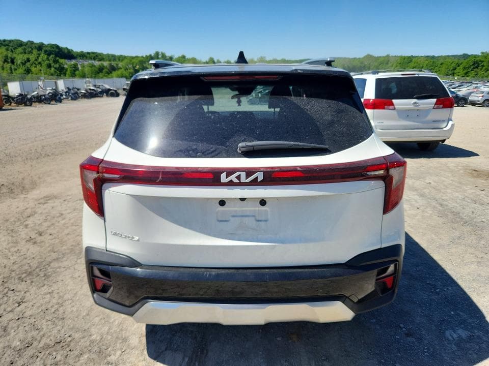 2024 KIA SELTOS S 6