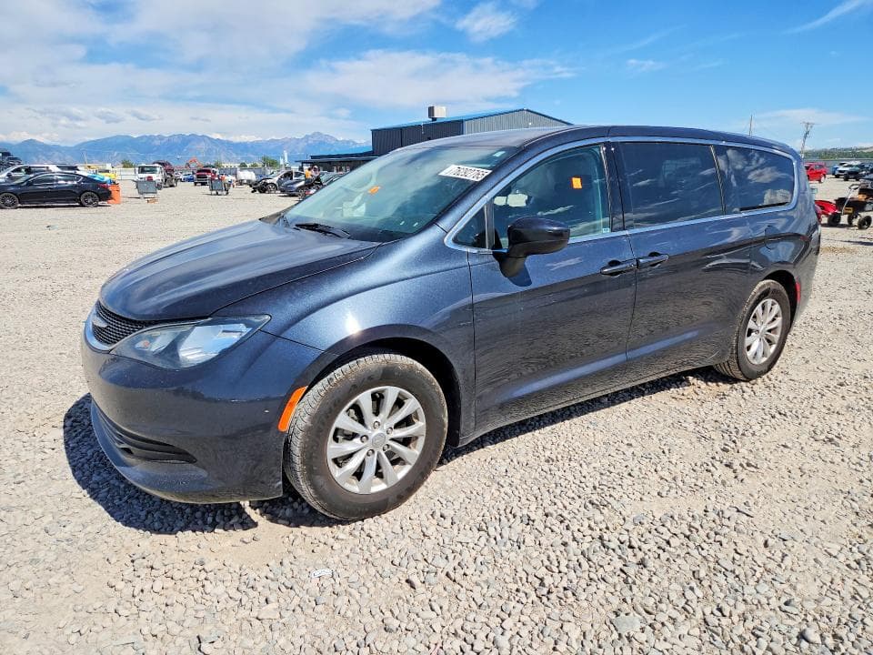 2019 CHRYSLER PACIFICA LX - 1