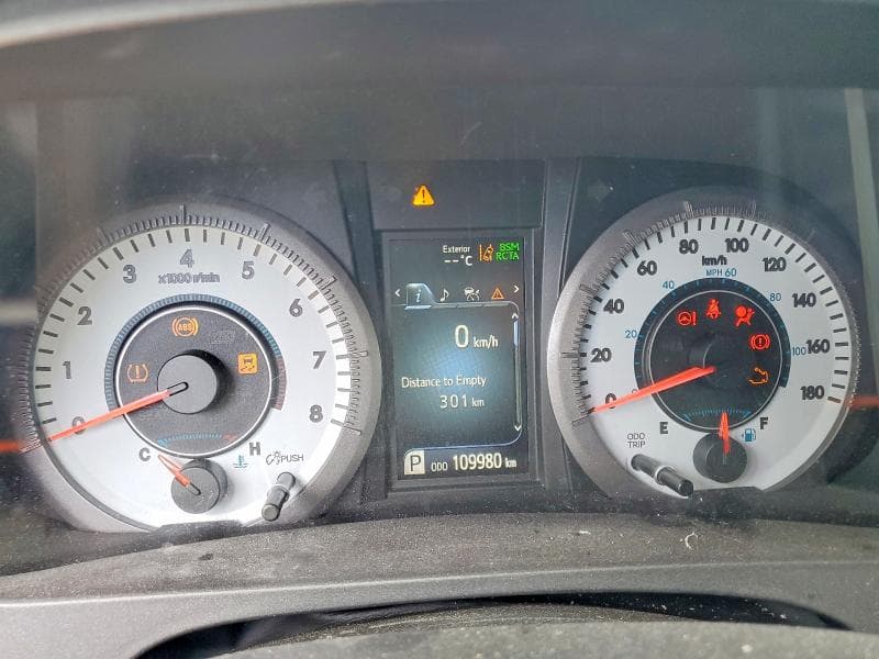 2020 TOYOTA SIENNA SE 8-PASSENGER 9