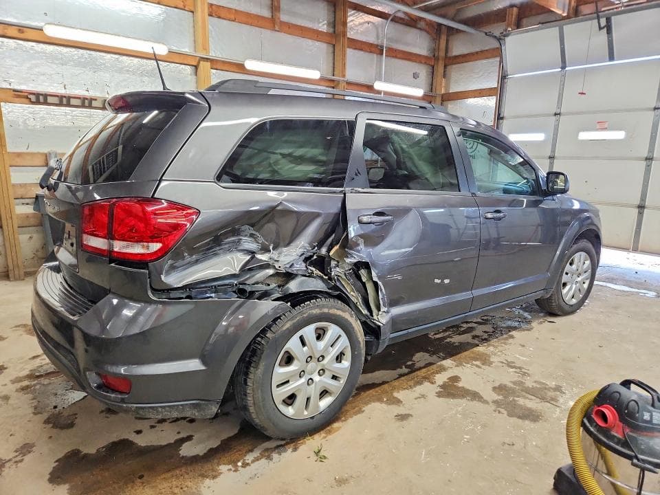 2019 DODGE JOURNEY SE 3