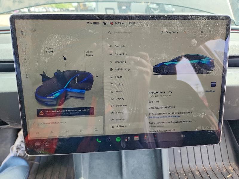 2025 TESLA MODEL 3 9