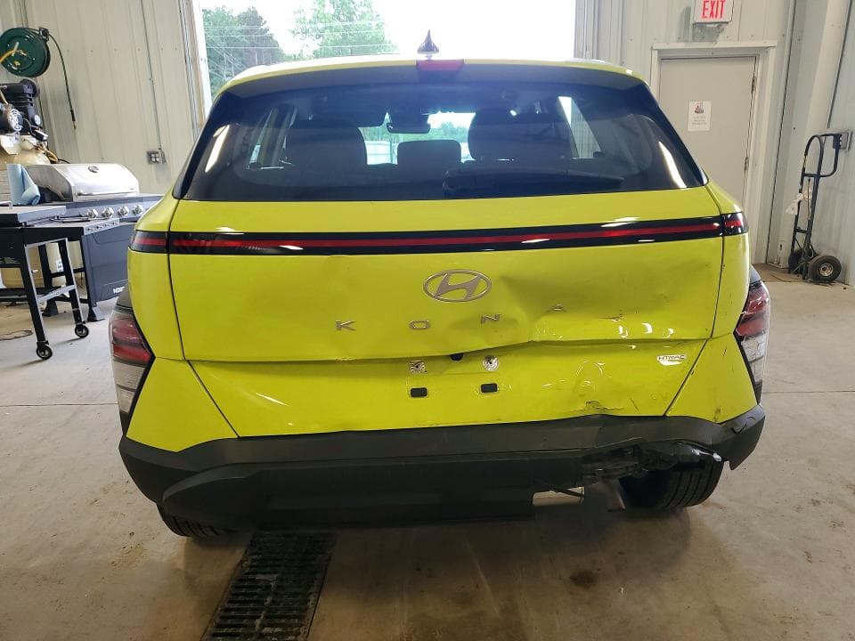 2024 HYUNDAI KONA SE 6