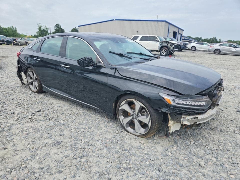 2018 HONDA ACCORD 4
