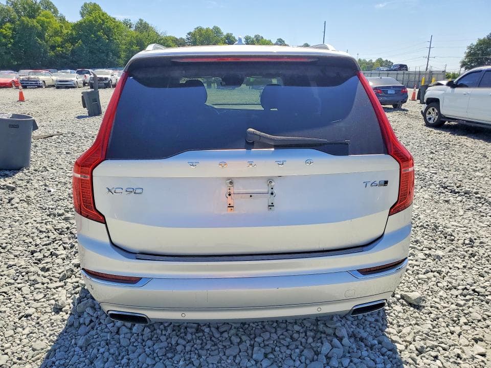 2018 VOLVO XC90 T6 6