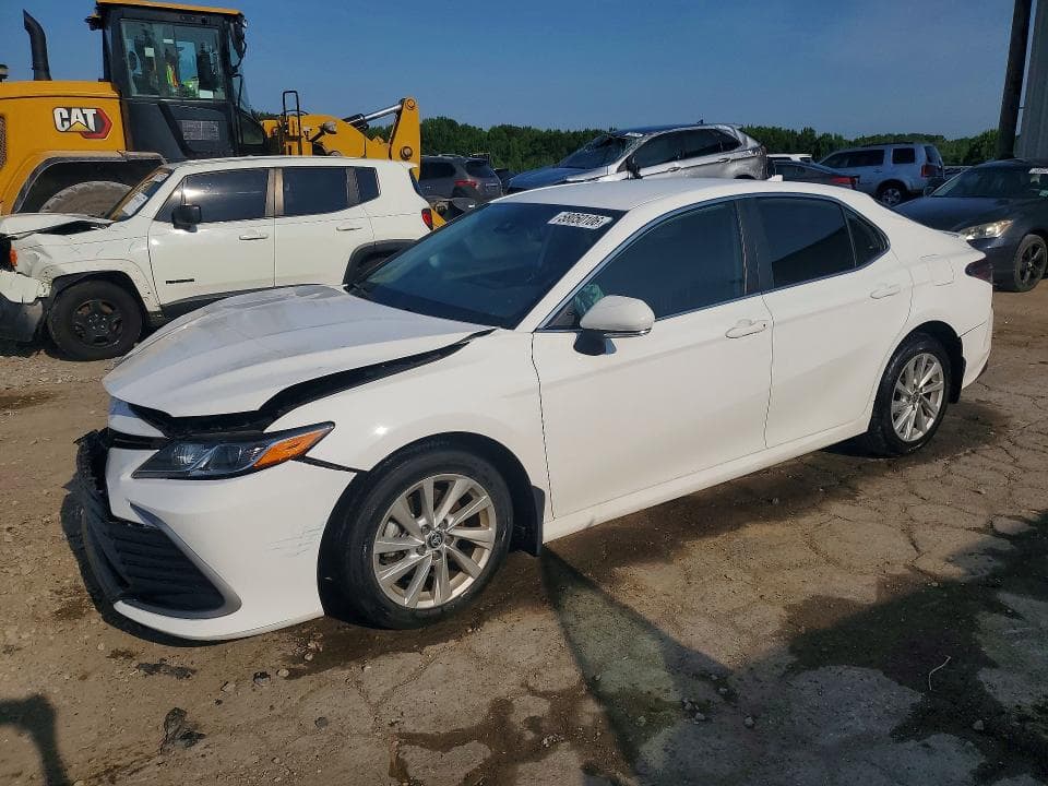 2023 TOYOTA CAMRY LE - 1