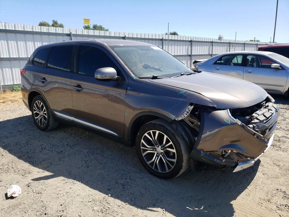 2017 MITSUBISHI OUTLANDER SE 4