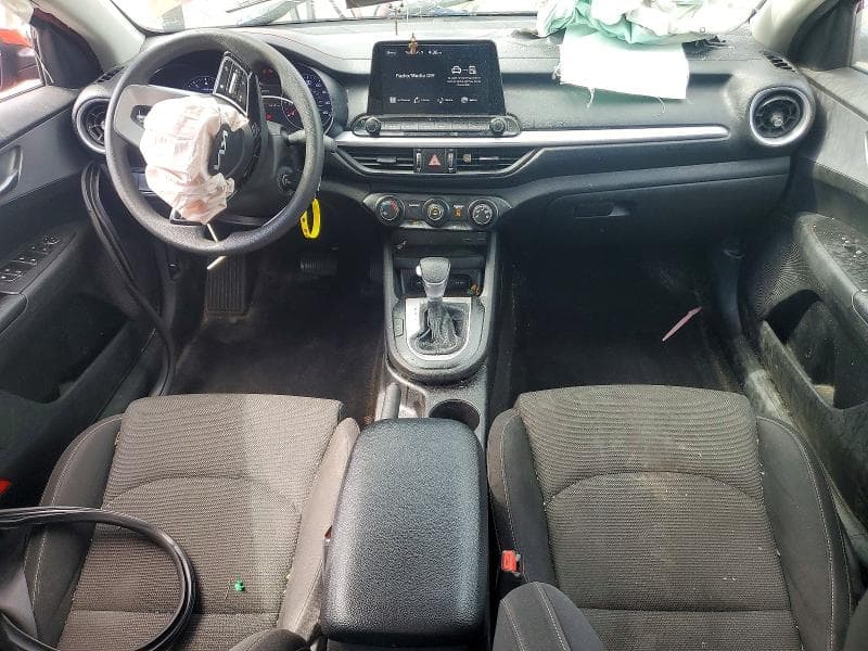 2023 KIA FORTE LXS 8