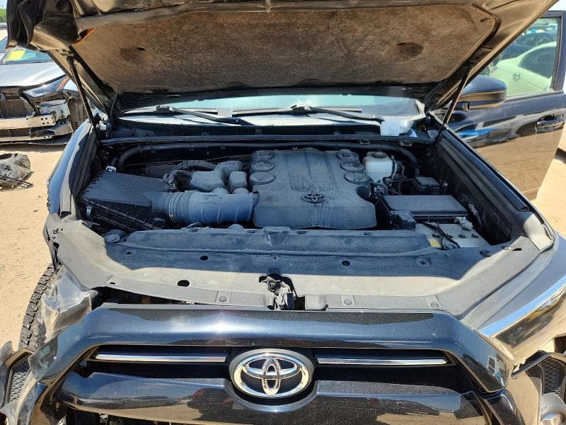 2023 TOYOTA 4RUNNER SR5 12