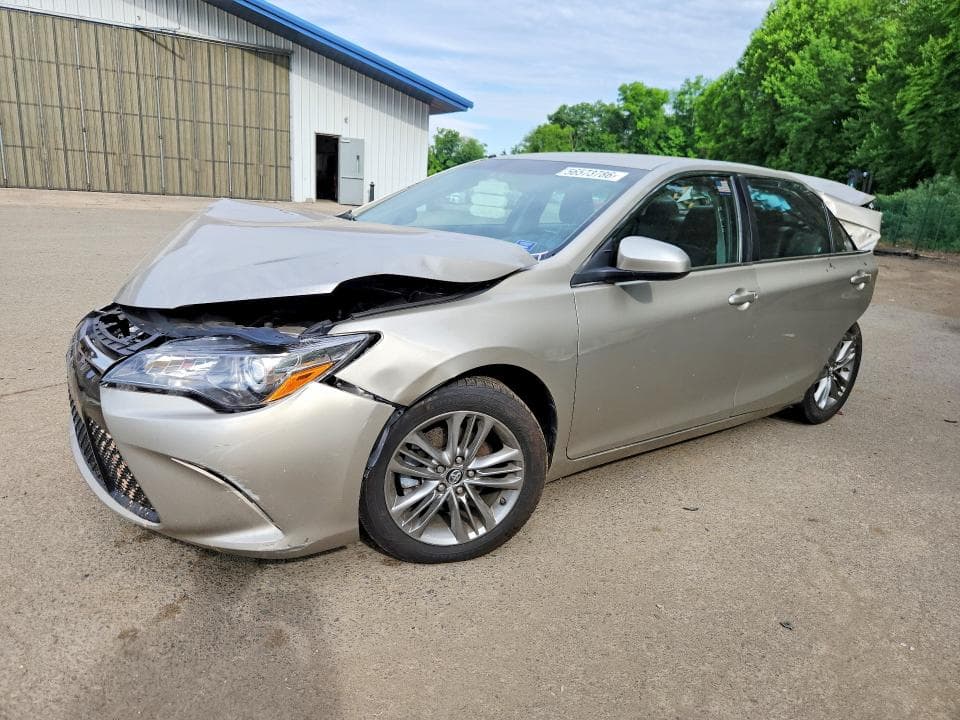 2016 TOYOTA CAMRY