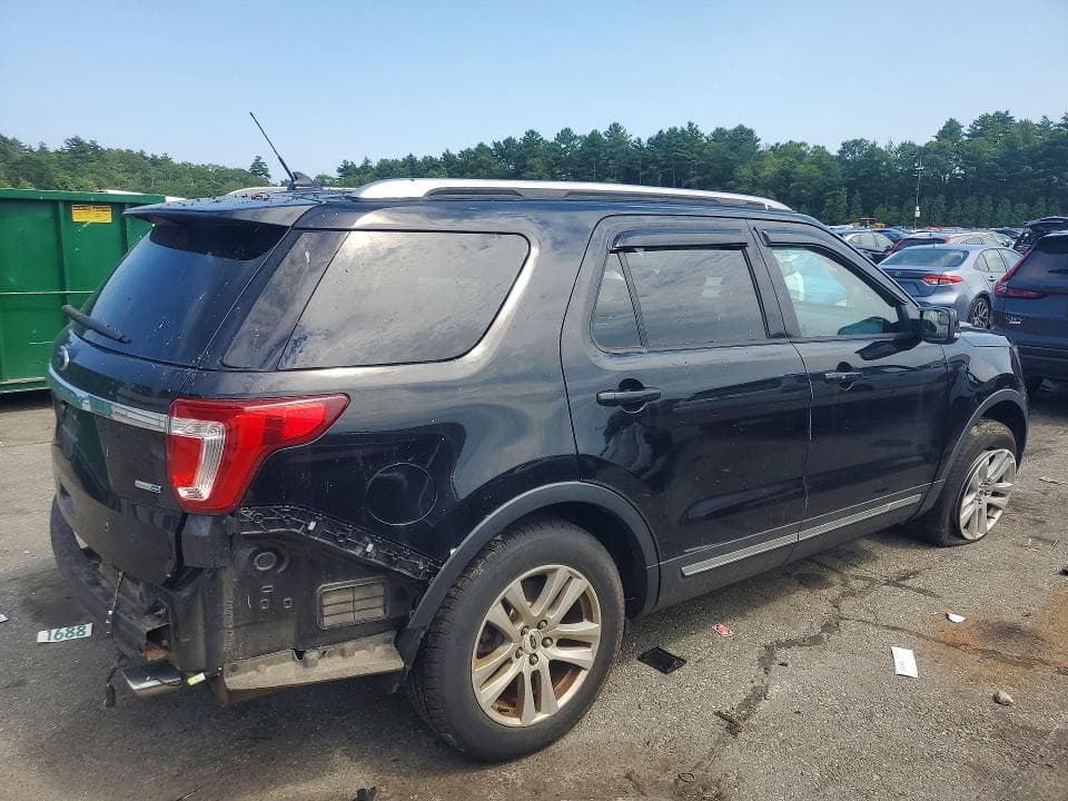 2018 FORD EXPLORER XLT 3