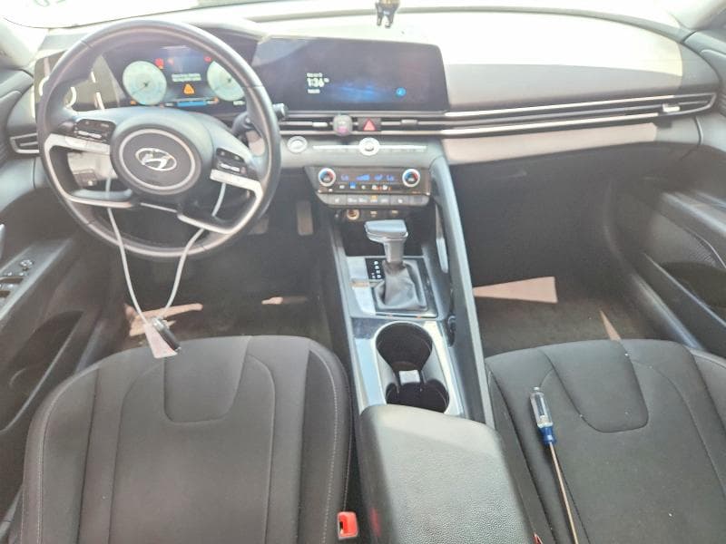 2023 HYUNDAI ELANTRA SEL 8