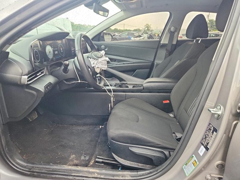 2024 HYUNDAI ELANTRA SEL 7