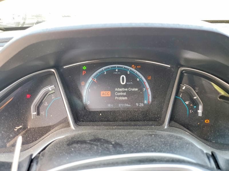 2018 HONDA CIVIC EX 9