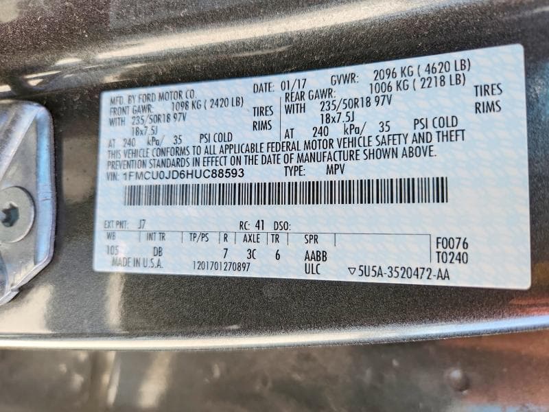 2017 FORD ESCAPE TITANIUM 12
