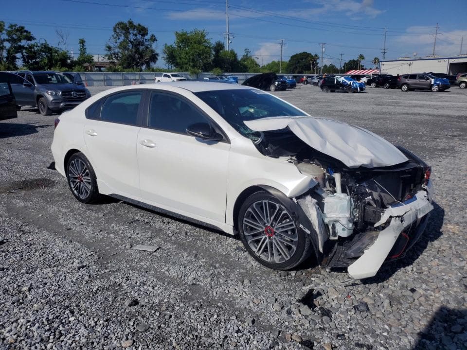 2024 KIA FORTE GT 4