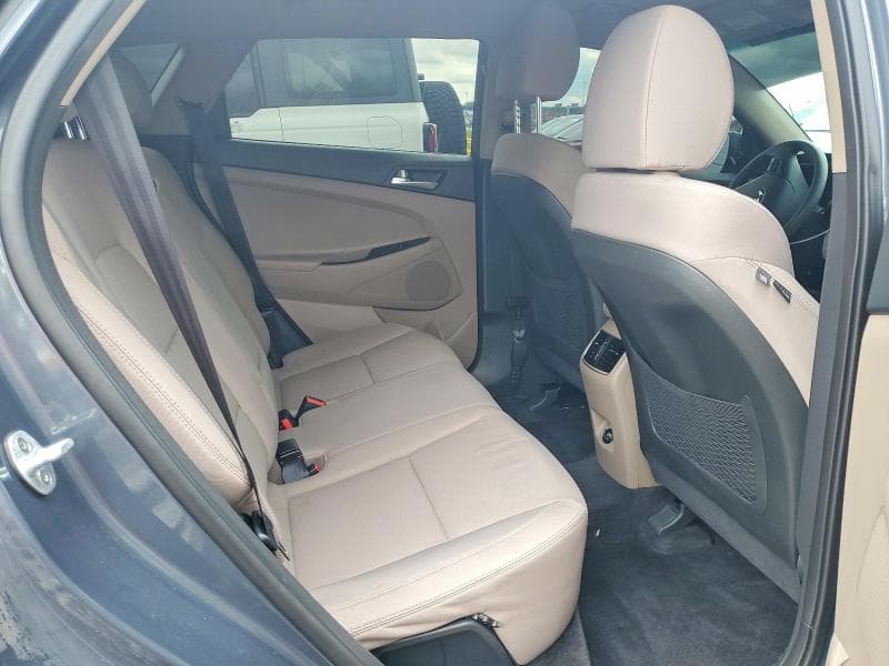 2020 HYUNDAI TUCSON SEL 11