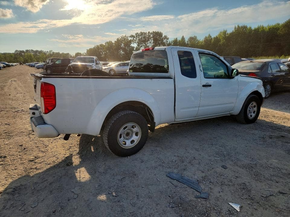 2018 NISSAN FRONTIER S 3