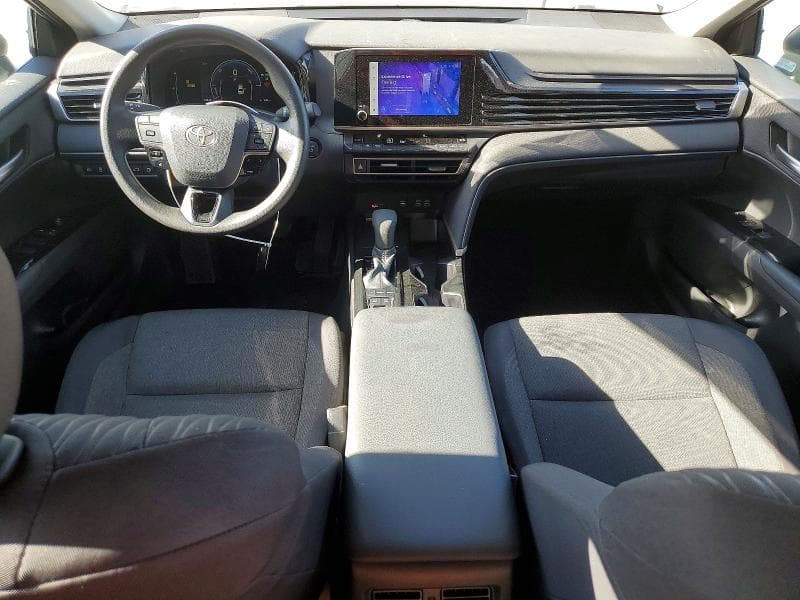 2025 TOYOTA CAMRY LE 8