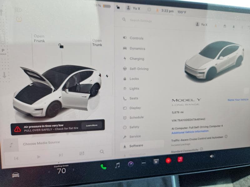 2026 TESLA MODEL Y 9