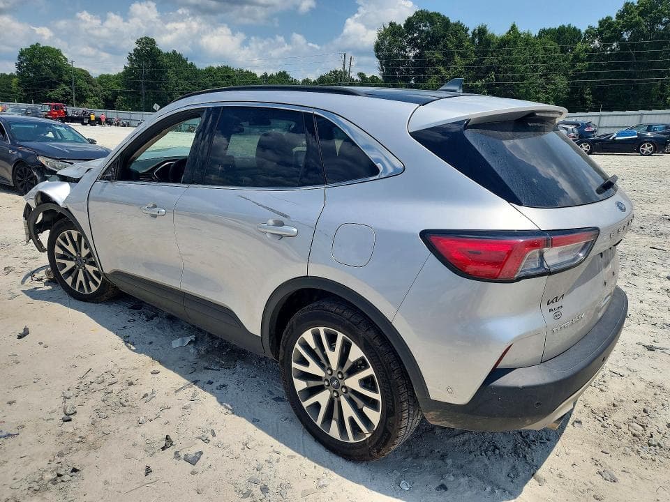 2020 FORD ESCAPE TITANIUM 2
