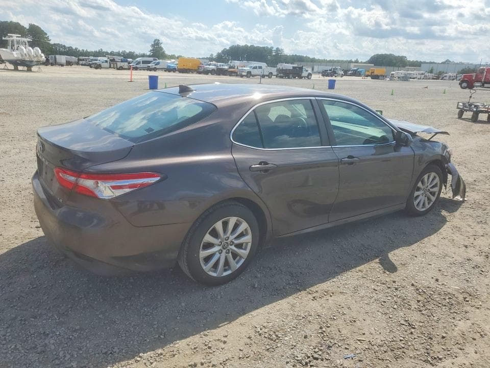 2020 TOYOTA CAMRY LE 3