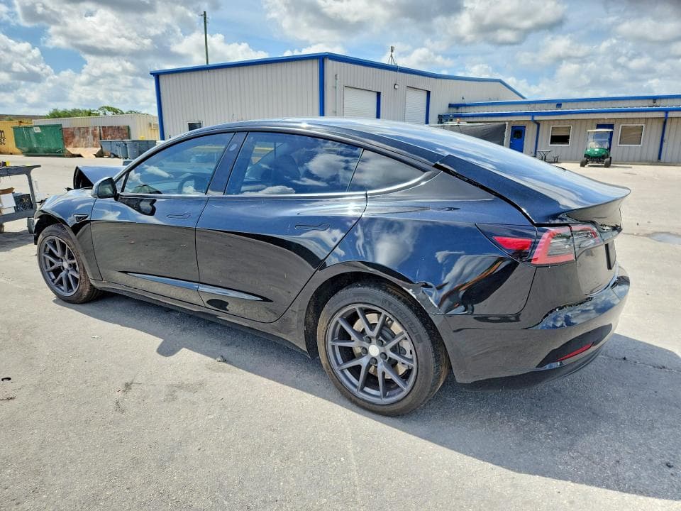 2023 TESLA MODEL 3 2