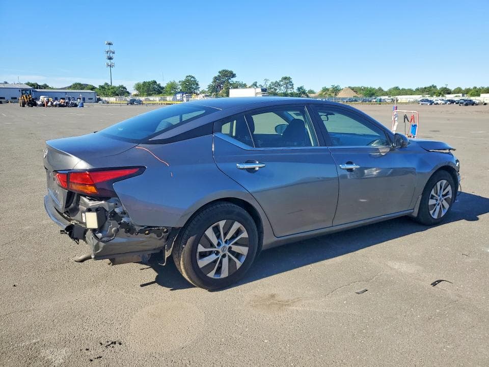 2023 NISSAN ALTIMA S 3