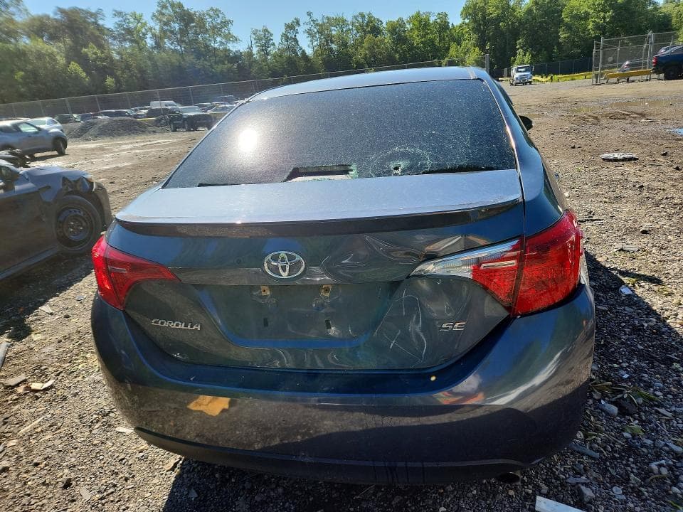 2018 TOYOTA COROLLA SE 6