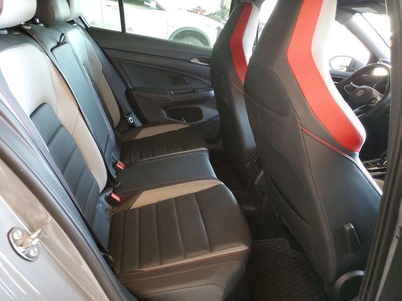2023 VOLKSWAGEN GTI SE SE 10