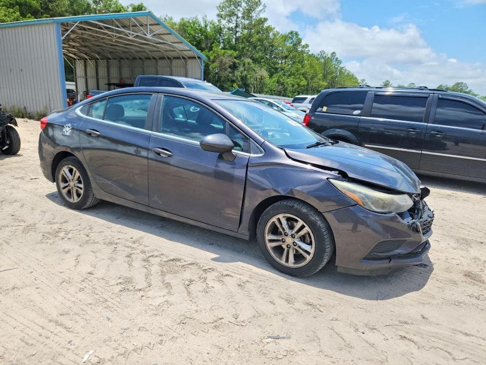 2017 CHEVROLET CRUZE LT 4