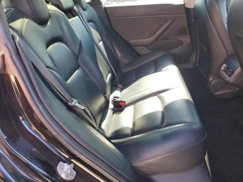 2018 TESLA MODEL 3 10
