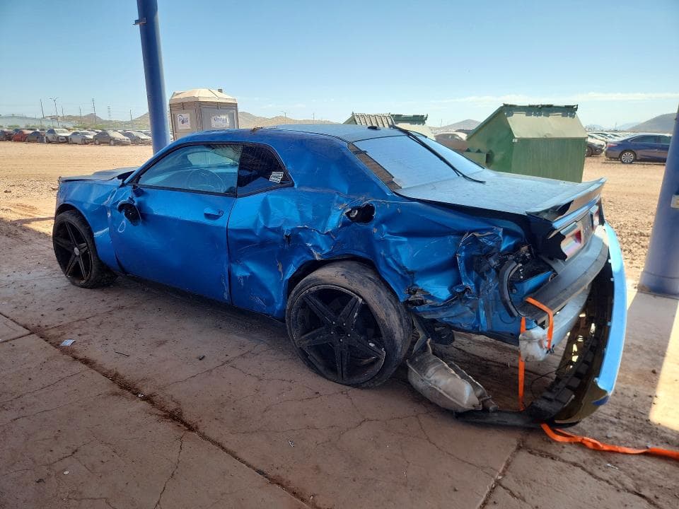 2018 DODGE CHALLENGER SXT 2