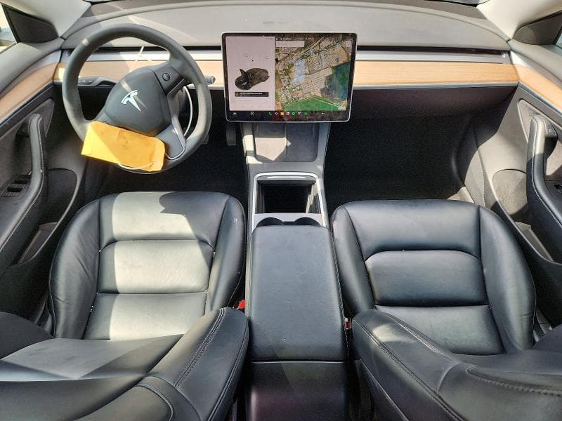 2021 TESLA MODEL 3 8