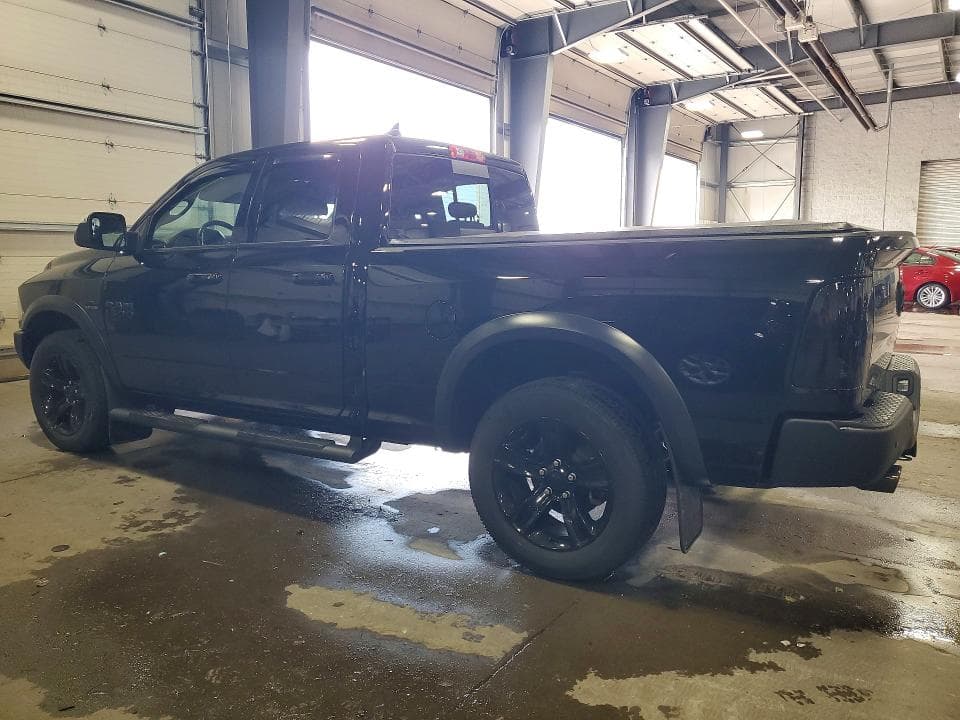 2023 RAM 1500 CLASSIC SLT 2