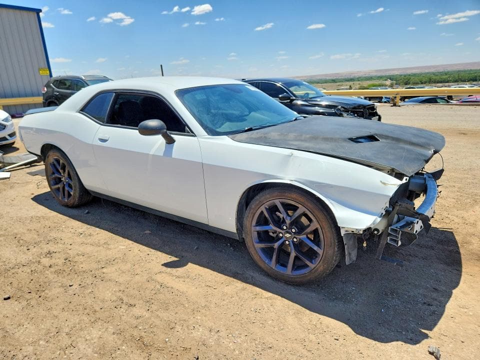 2019 DODGE CHALLENGER SXT 4