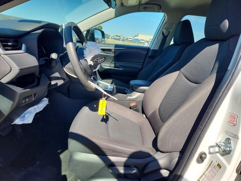 2024 TOYOTA RAV4 LE 7