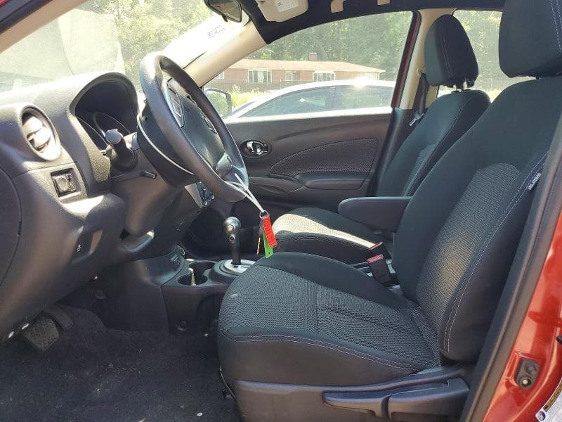 2019 NISSAN VERSA SV 7