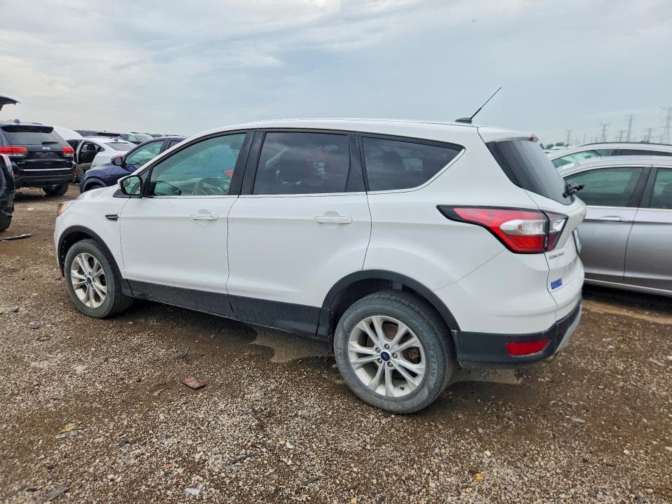 2017 FORD ESCAPE SE 2