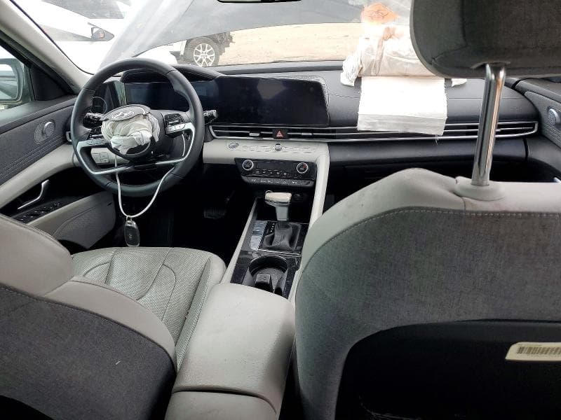2023 HYUNDAI ELANTRA LIMITED 8