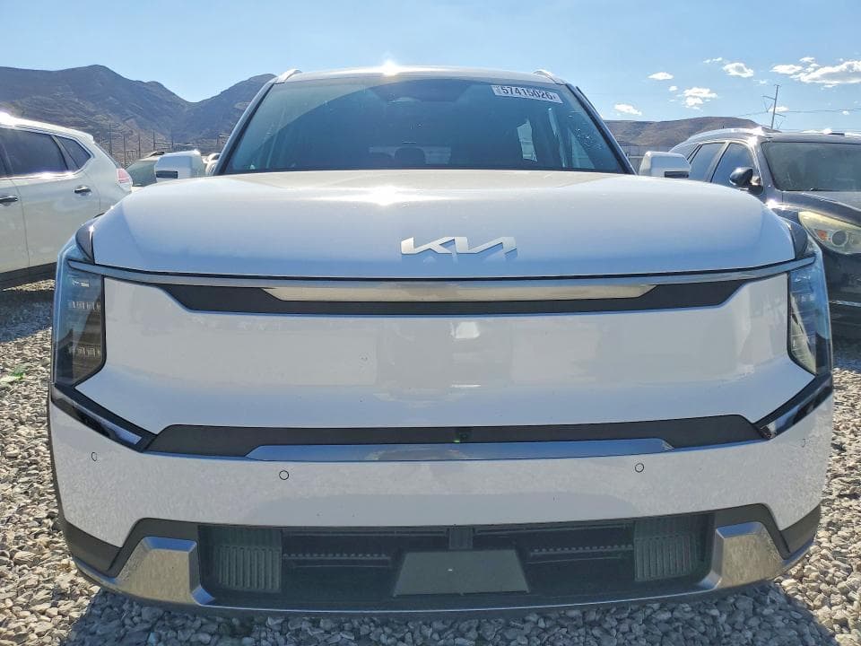 2026 KIA EV9 WIND 5